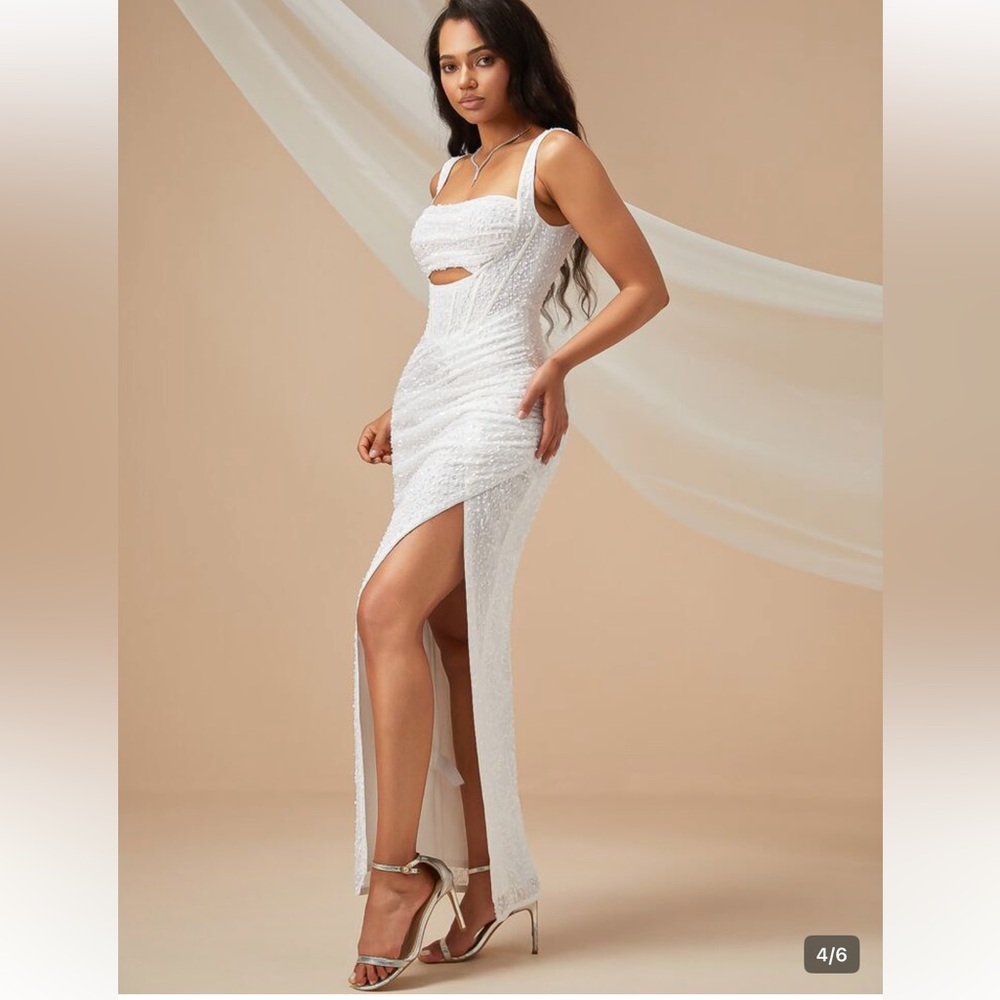 Elegant White Evening corset sequined Dress
